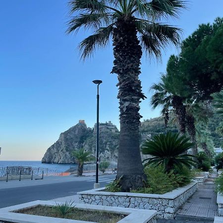 Incantevole Appartamento Taormina Sant'Alessio Siculo Exterior foto