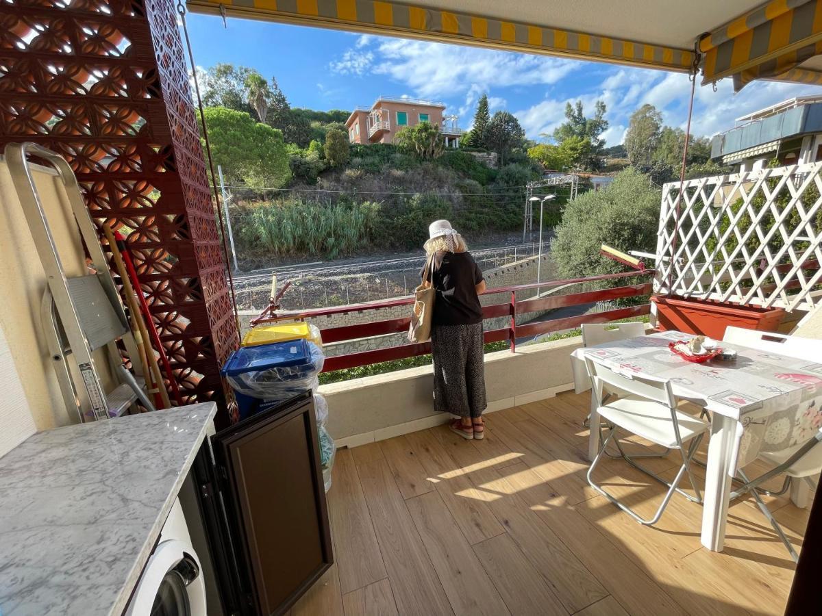 Incantevole Appartamento Taormina Sant'Alessio Siculo Exterior foto
